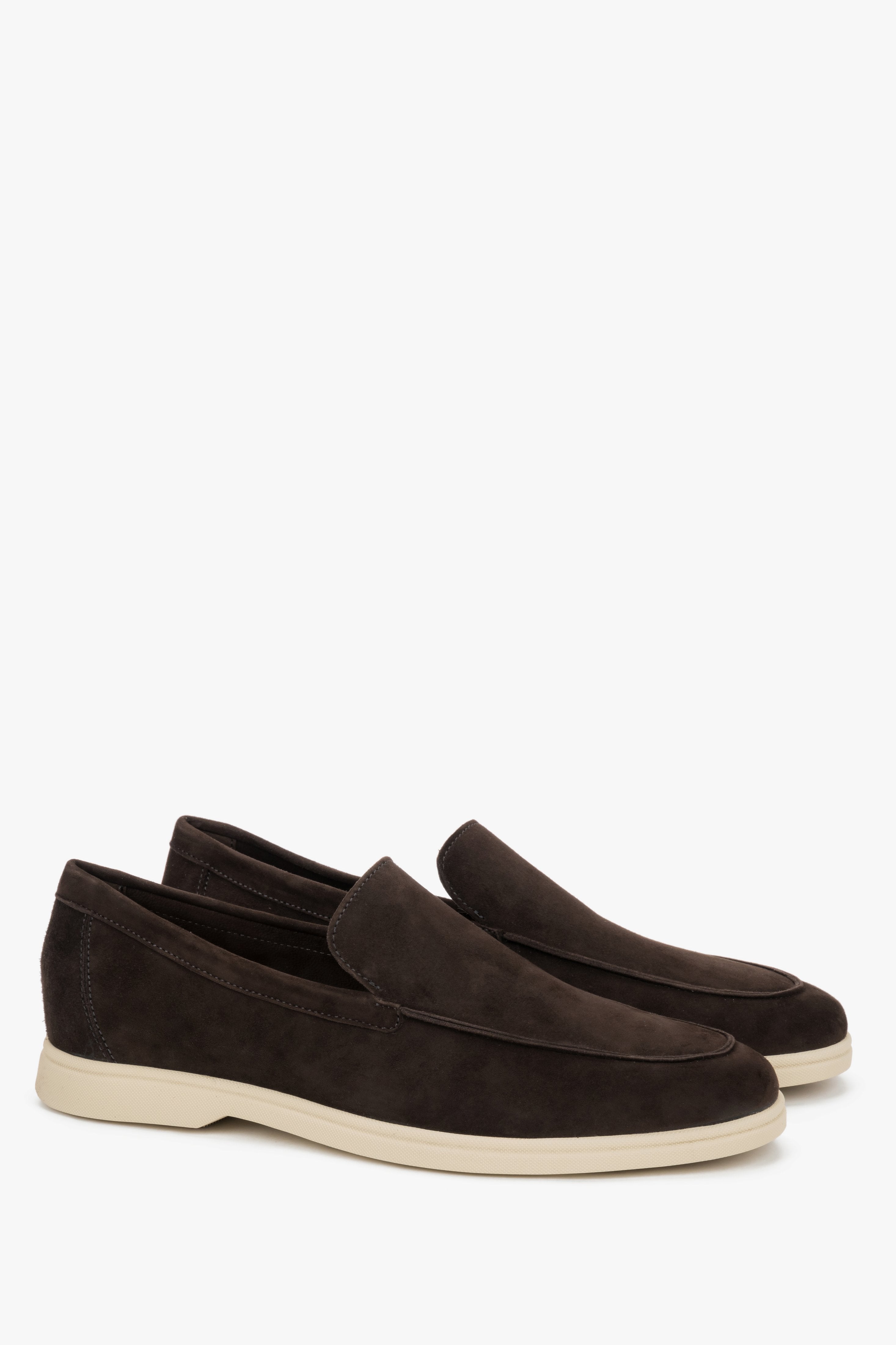 Men's classic dark brown velour loafers with a lightweight contrast sole, Frau.