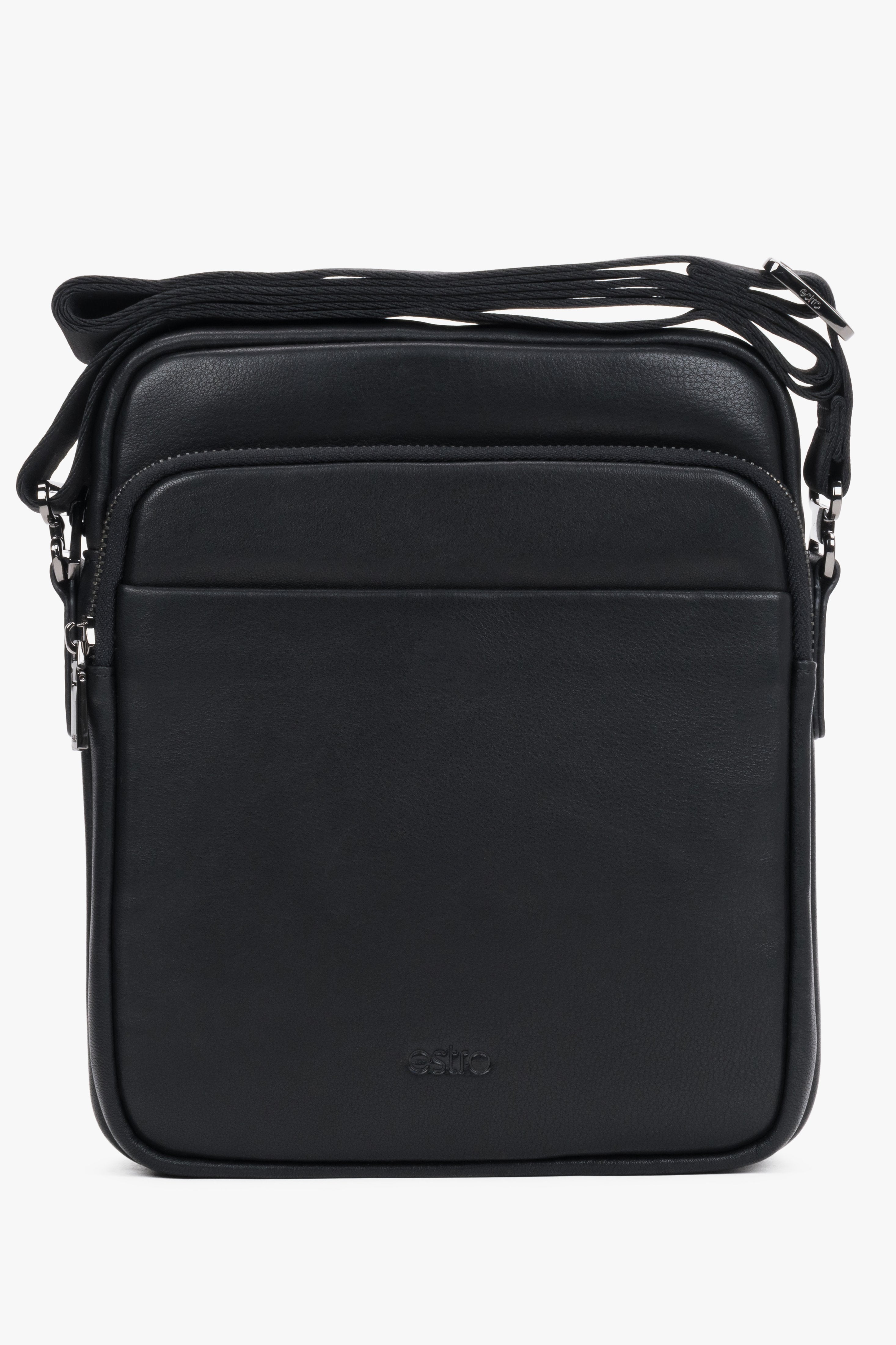 Men’s Compact Black Shoulder Bag made of Genuine Leather Estro ER00120402.