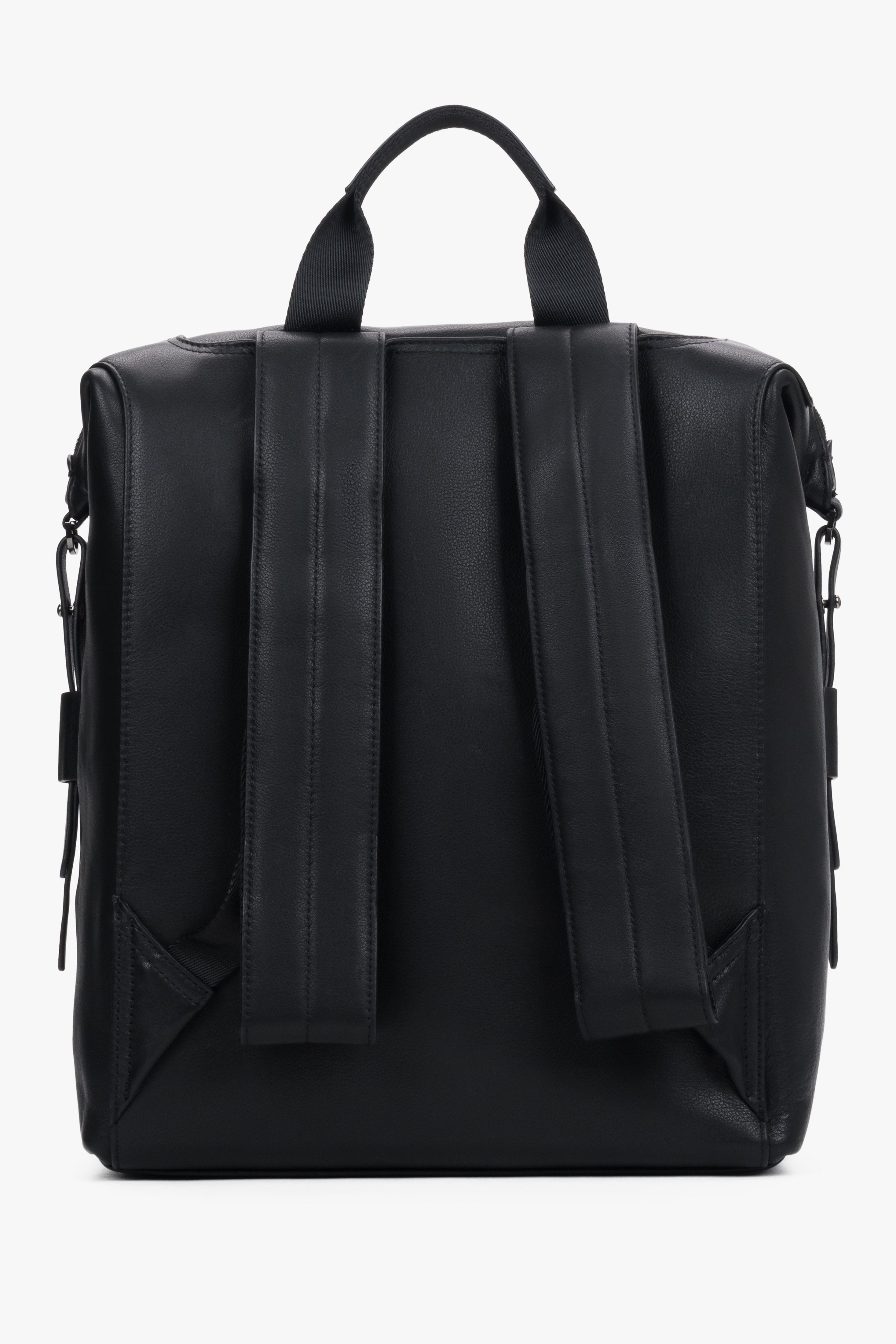 Men’s compact genuine leather backpack with silver hardware Estro.