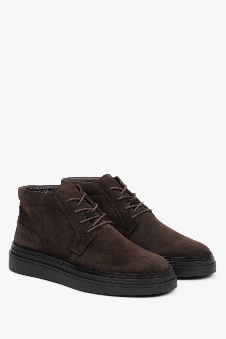 Men's dark brown ankle boots made of genuine velour with light insulation, Estro ER00118324.