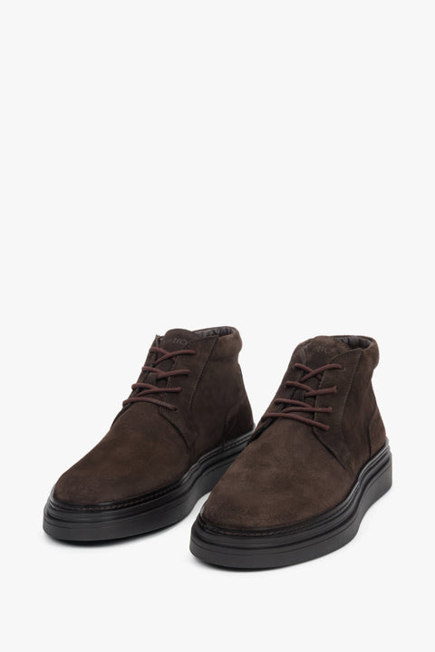 Estro ER00118324 – men’s warm, dark brown ankle boots crafted from natural velour leather.