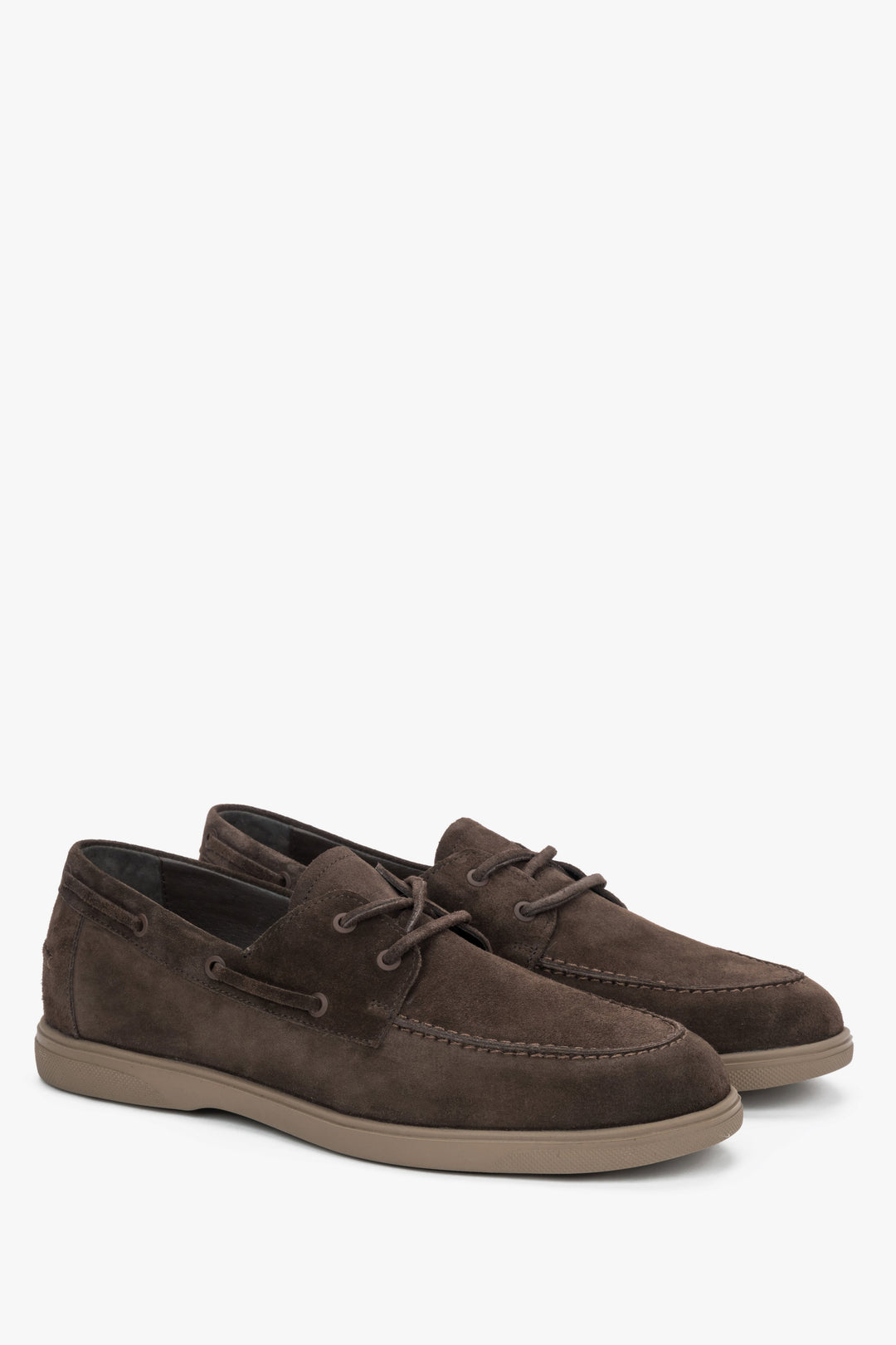 Men’s dark brown boat-style loafers made of premium Italian natural velour.