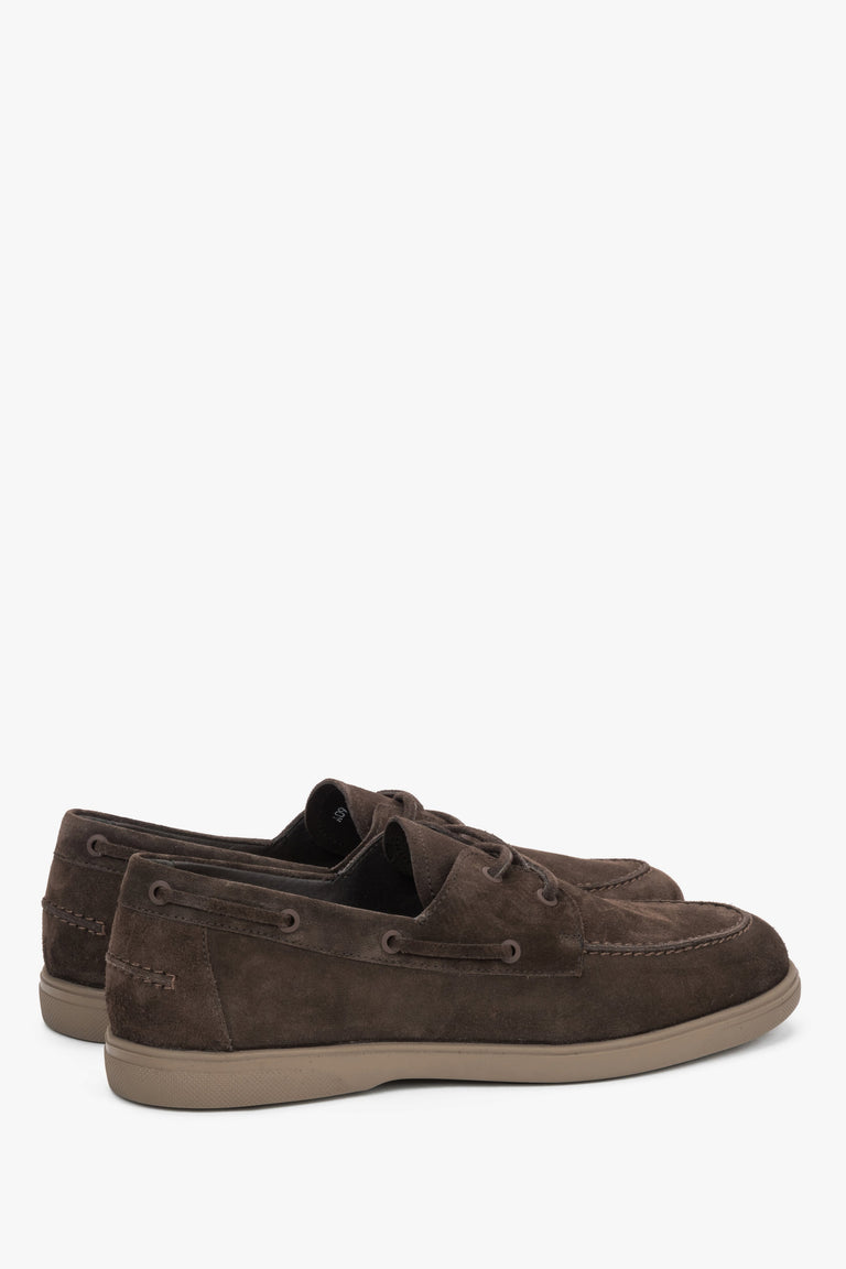 Dark brown men’s boat-style loafers Estro made of premium Italian natural velour.
