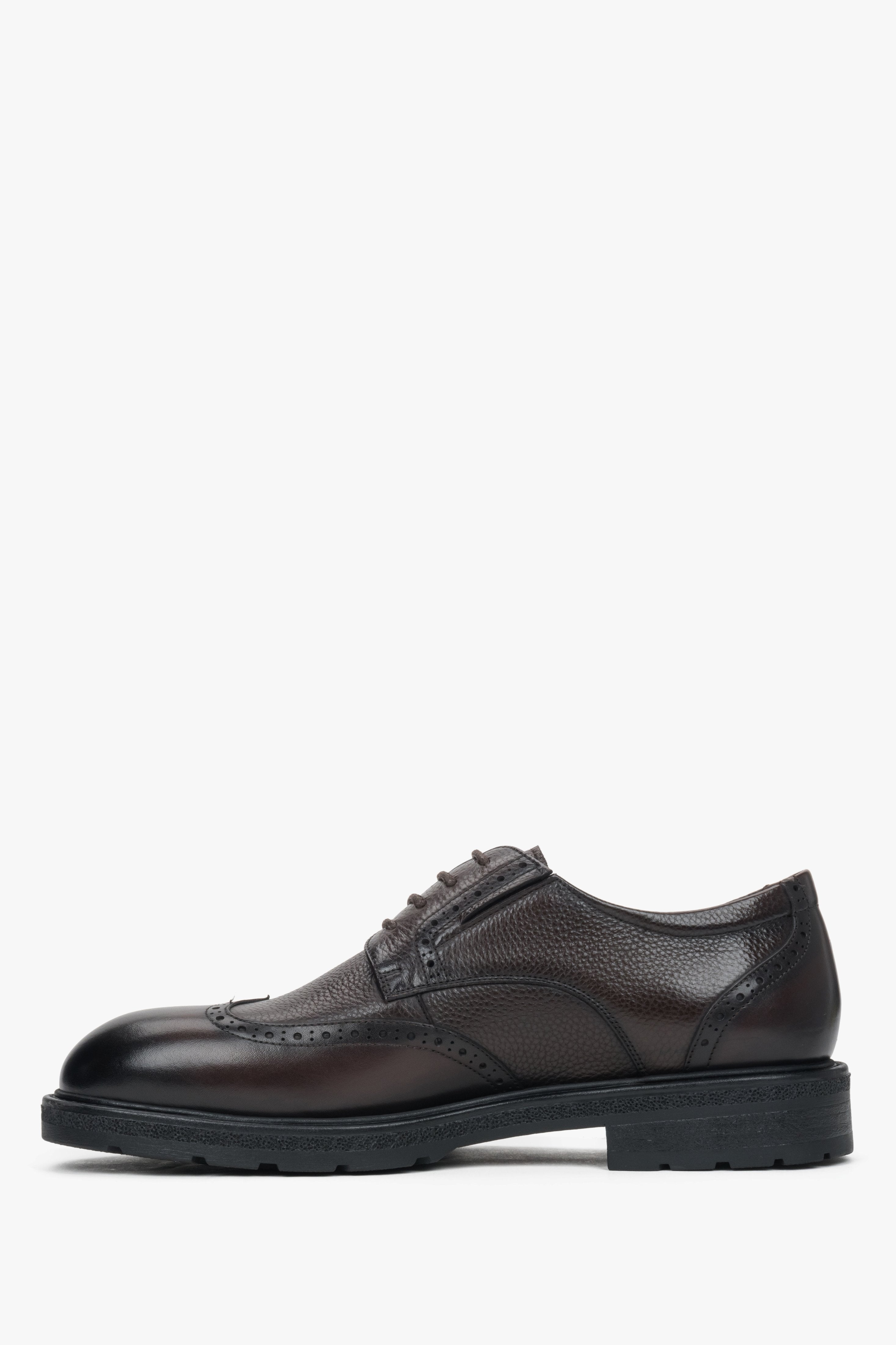 Men’s brogue shoes, dark brown, made of genuine leather, Estro.
