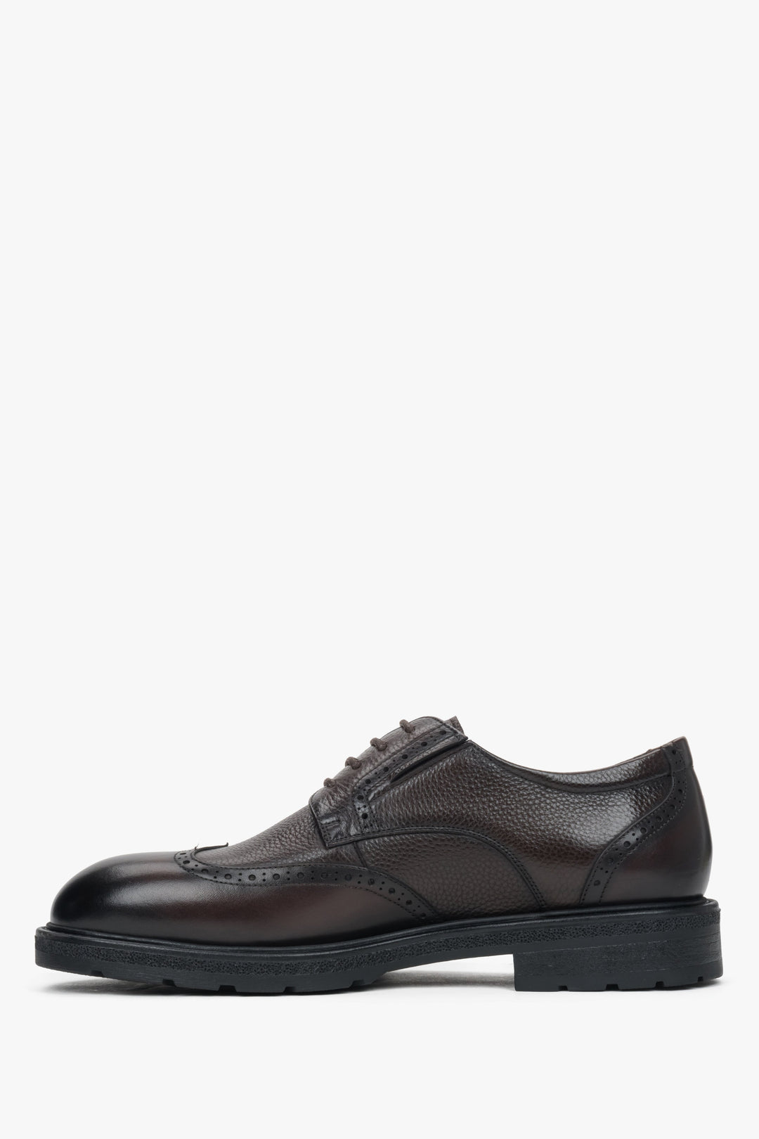 Men’s brogue shoes, dark brown, made of genuine leather, Estro.