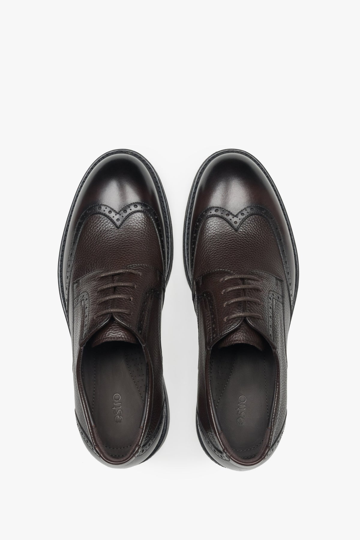Dark brown men’s brogue shoes by Estro, brogue style, made of genuine leather.