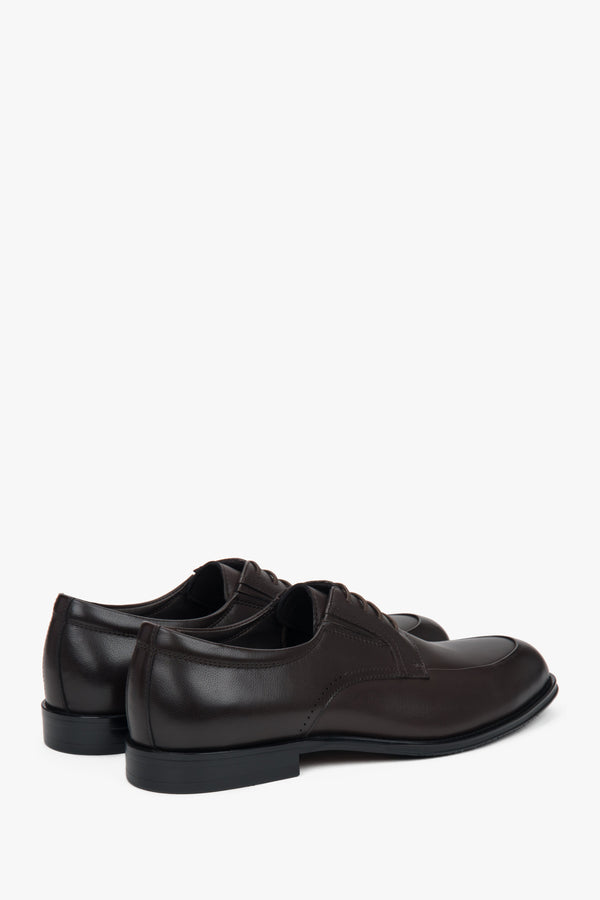 Made of genuine leather, dark brown men's derby shoes, Estro.
