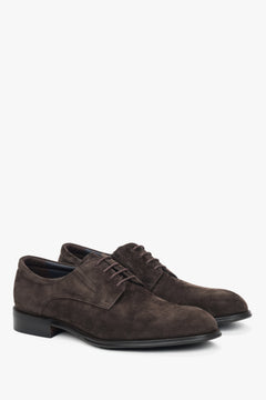 Men’s dark brown derby shoes in genuine velour Estro.