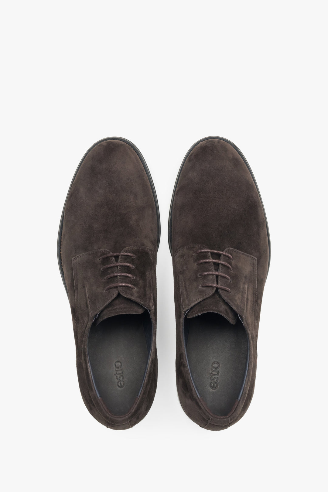 Elegant men’s velour shoes with a flat rubber sole for spring and autumn.