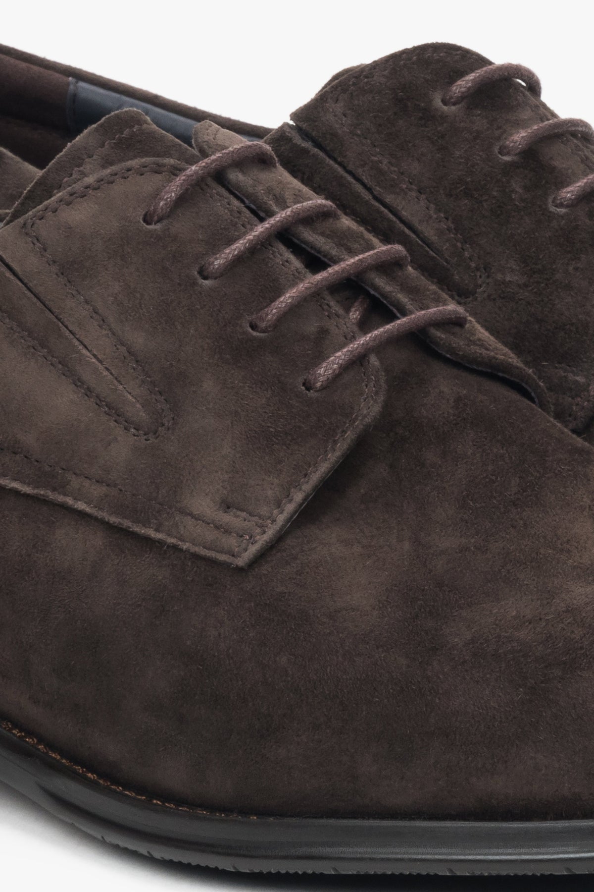 Timeless men’s derby shoes Estro, perfect for smart-casual and formal outfits.