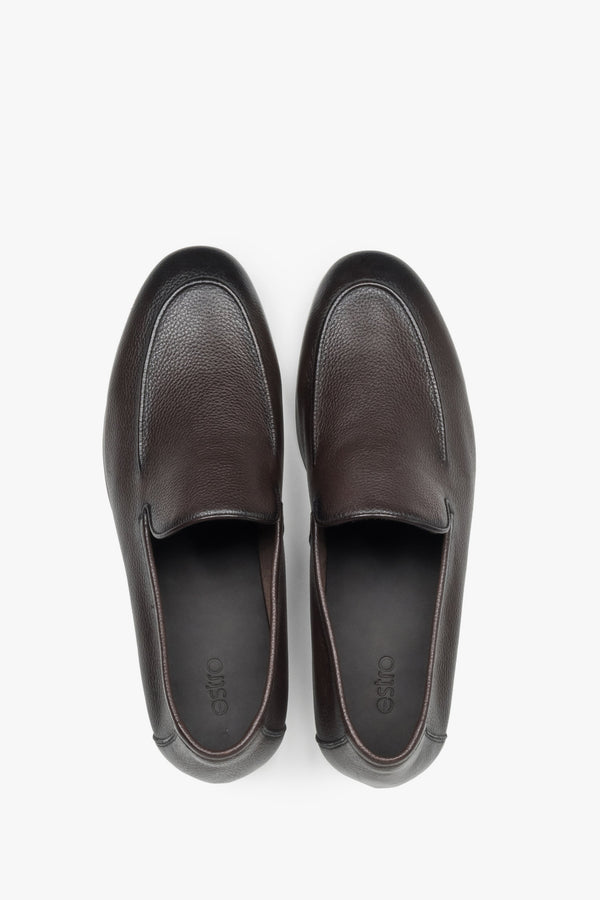 Polished dark brown leather men's loafers with a flat rubber sole and slip-on fit.