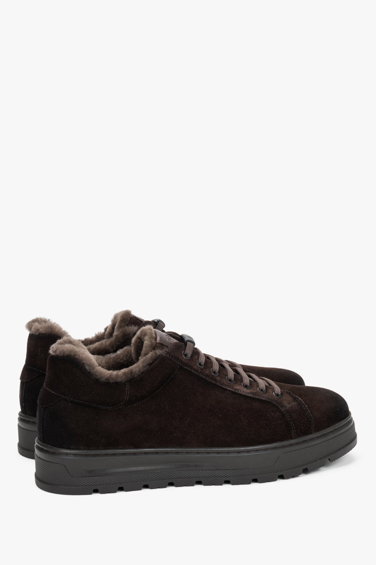 Men's dark brown velour sneakers Estro - side profile view highlighting the low-top silhouette and durable sole.