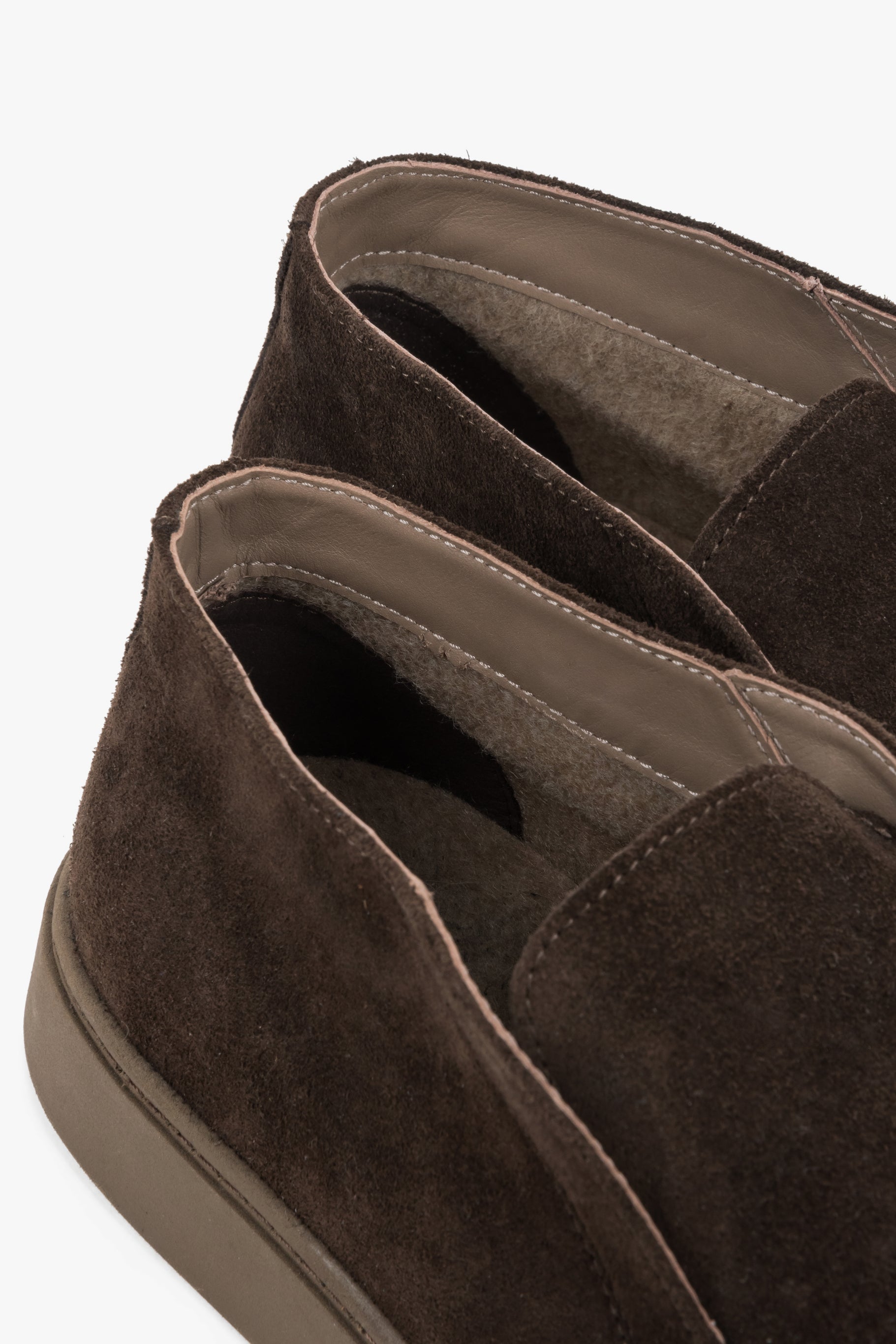 Dark brown velour men's moccasins by Estro - details.