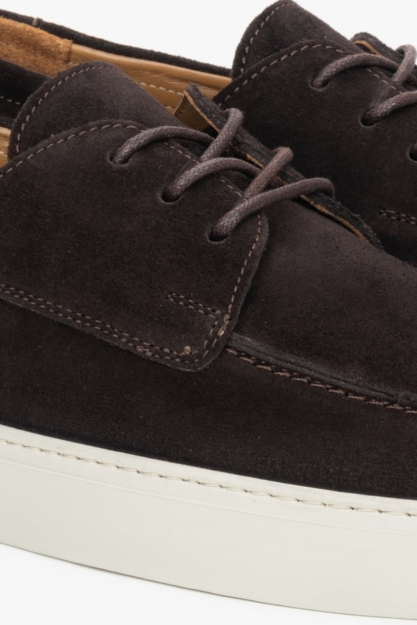 Dark brown men’s lace-up loafers by Estro in premium Italian natural velour – details.