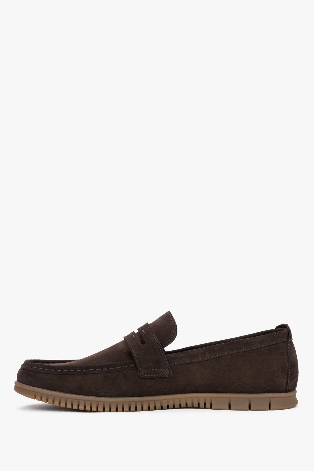 Men's dark brown loafers made of Premium natural Italian velour by Estro.