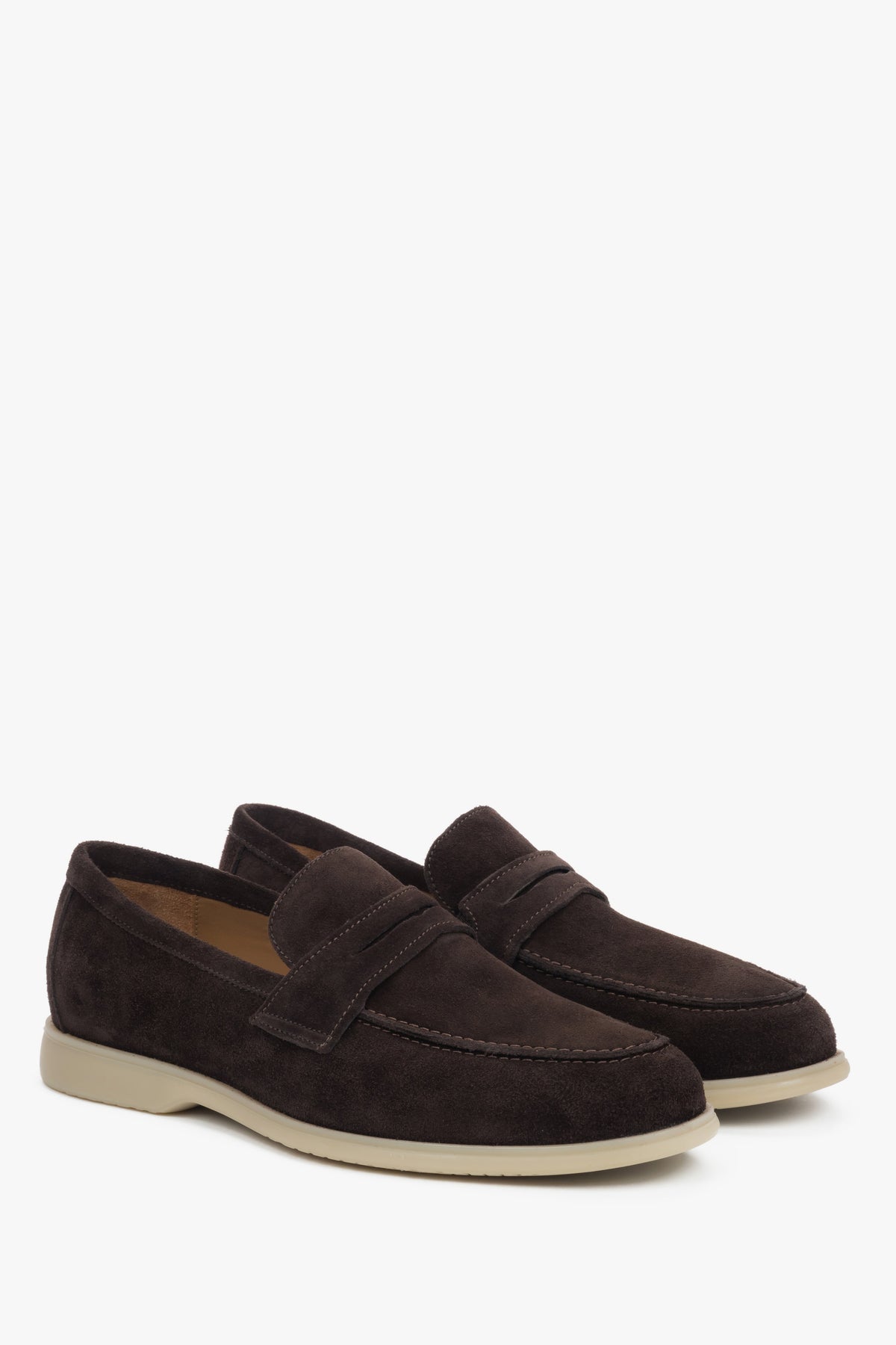 Men’s dark brown loafers made of Premium Italian genuine velour Estro.