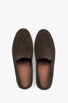 Men’s loafers, dark brown, made of soft natural velour, Estro.
