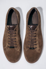 Men’s Dark Brown Sneakers in Genuine Velour with a Soft Sole Estro ER00119200.