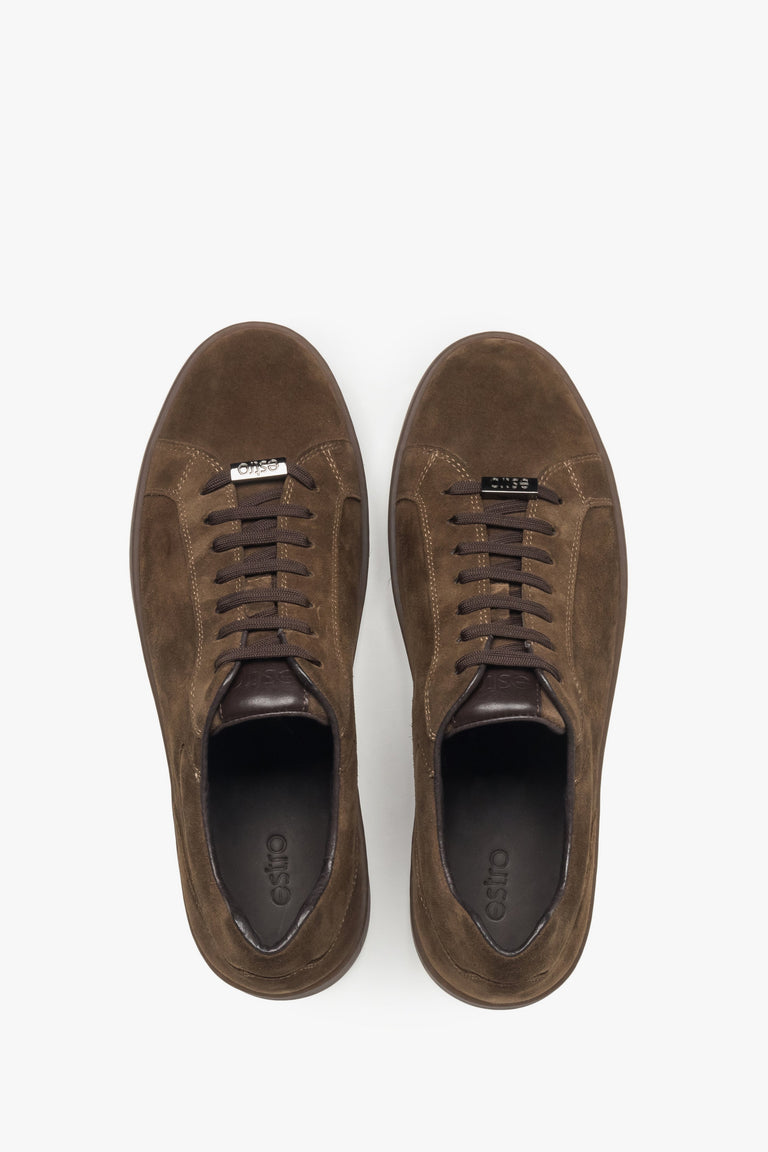 Stylish dark brown sneakers in genuine velour for everyday comfort.