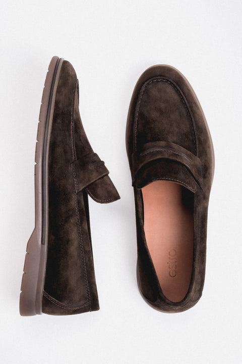 Men’s loafers, dark brown, made of natural velour on a soft sole, Estro.