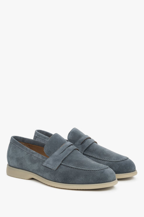 Grey men’s loafers made of Premium Italian genuine velour.

