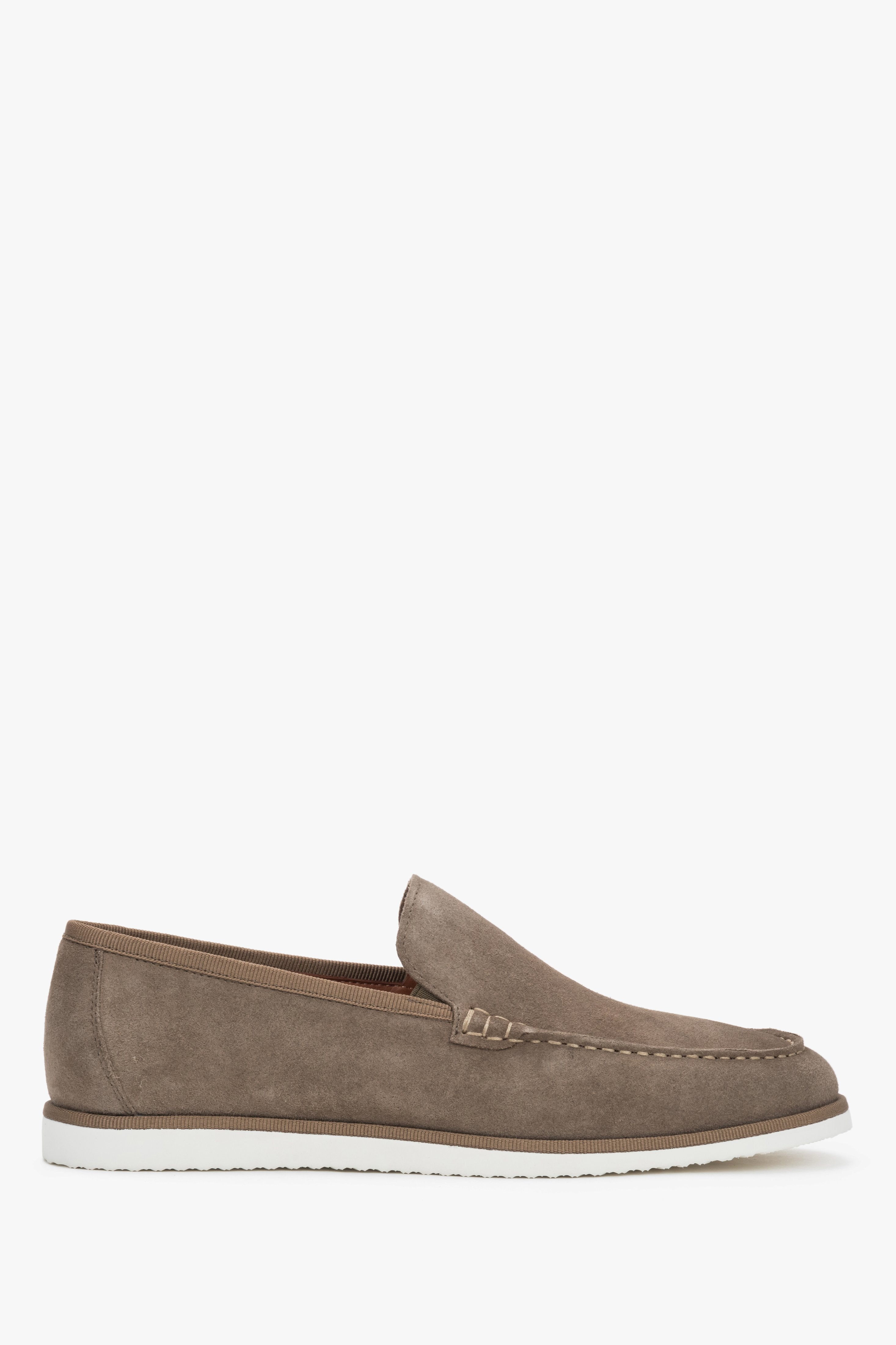Men's Khaki Velour Loafers on a Contrasting Sole Estro ER00119439.