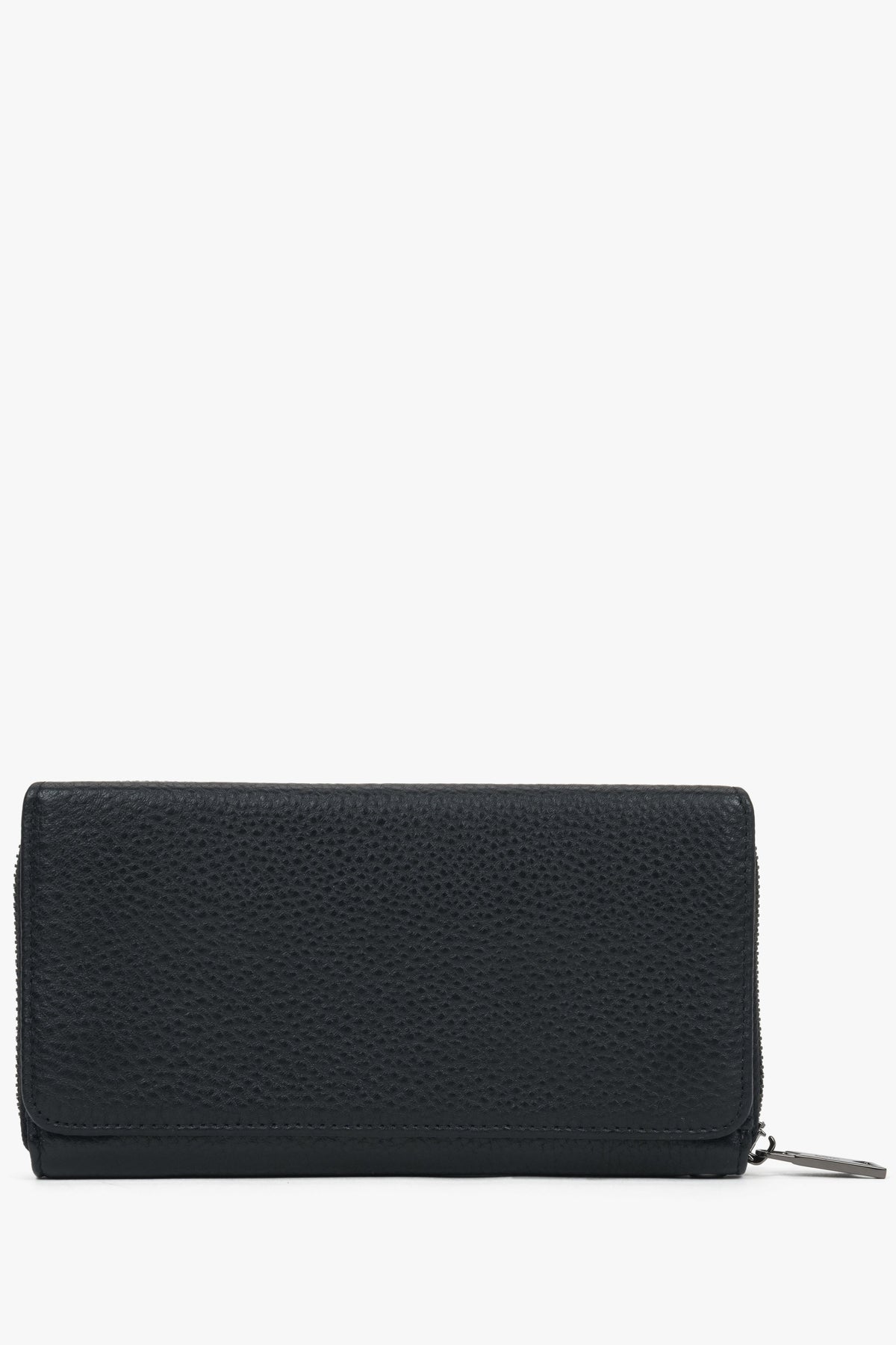 Men’s large black leather wallet with zipper and magnetic closure and dedicated coin and bill sections.