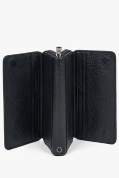 Large black wallet for men with comfortable 17 cm strap, ideal for organization and travel, Estro.