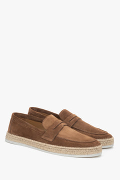 Brown men’s loafers in Italian natural velour.