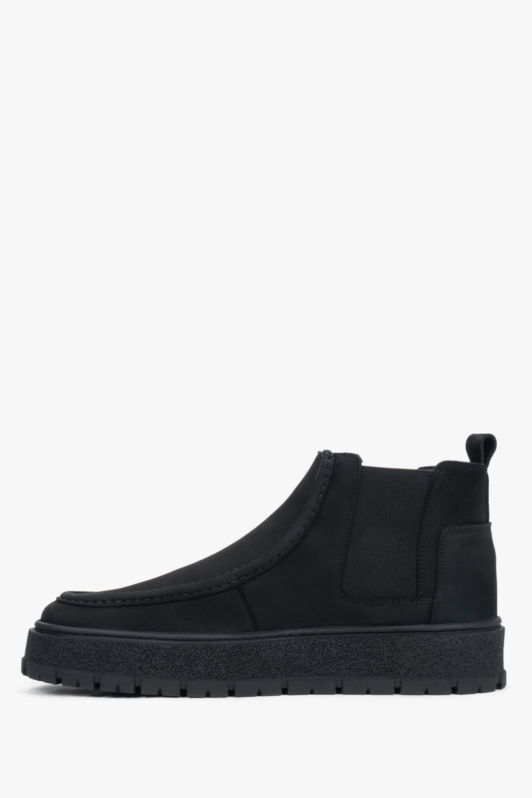 Detailed shot of the heel and sole — the lightweight thermoplastic rubber ensures flexibility and durability for daily wear.