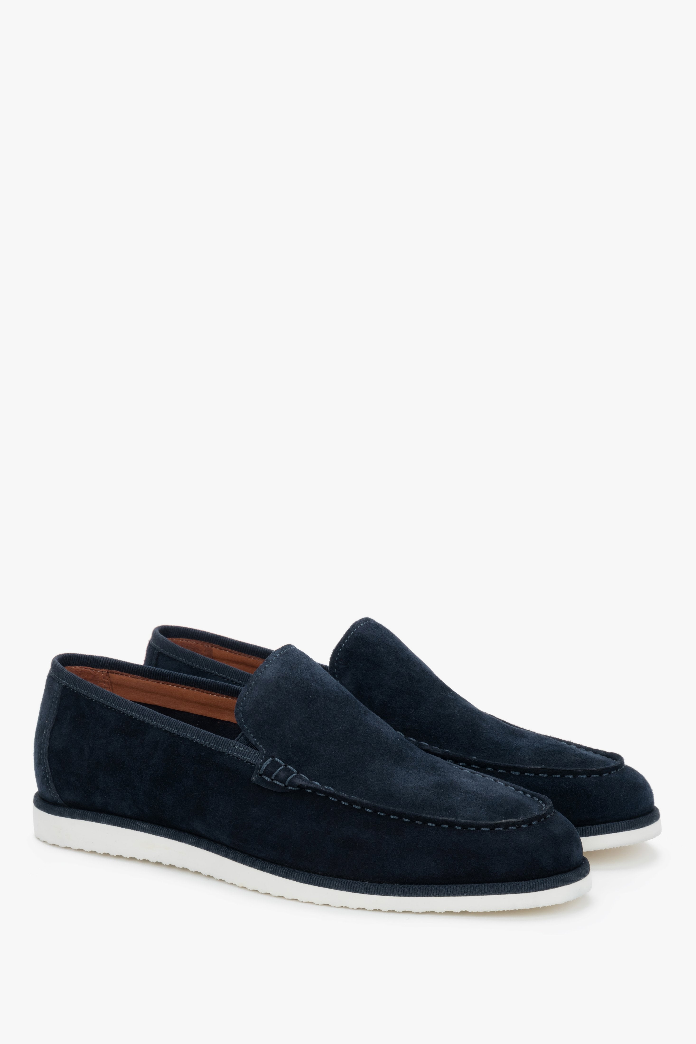Men's navy blue natural velour loafers with a contrasting white sole, Estro.