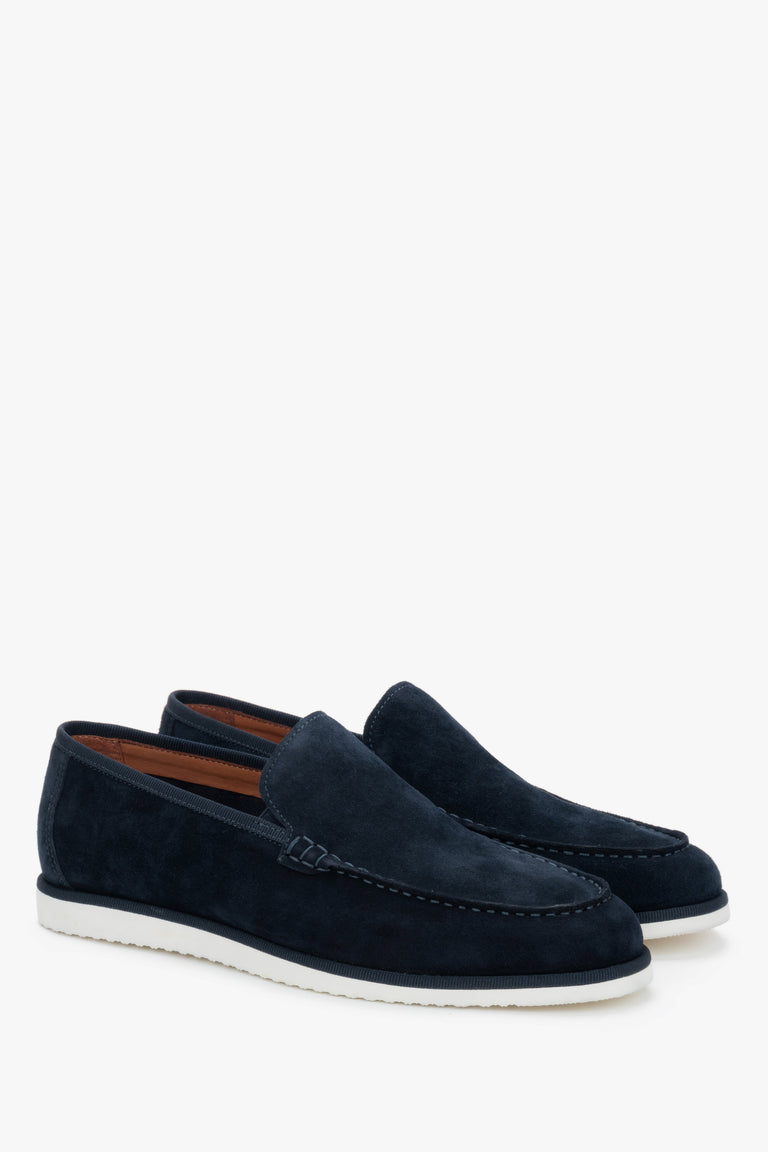 Men's navy blue natural velour loafers with a contrasting white sole, Estro.