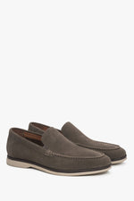 Men’s saddle brown loafers by Estro, crafted from genuine velour for a refined look.