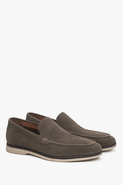 Men’s saddle brown loafers by Estro, crafted from genuine velour for a refined look.