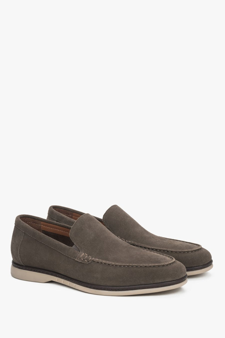 Men’s saddle brown loafers by Estro, crafted from genuine velour for a refined look.