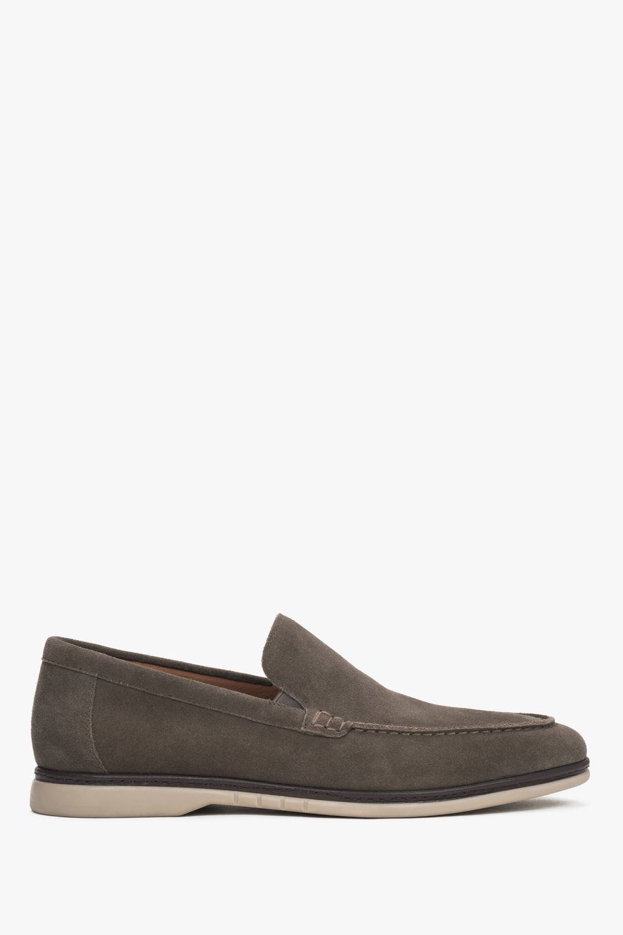 Stylish men’s velour loafers in saddle brown, perfect for casual and formal wear.