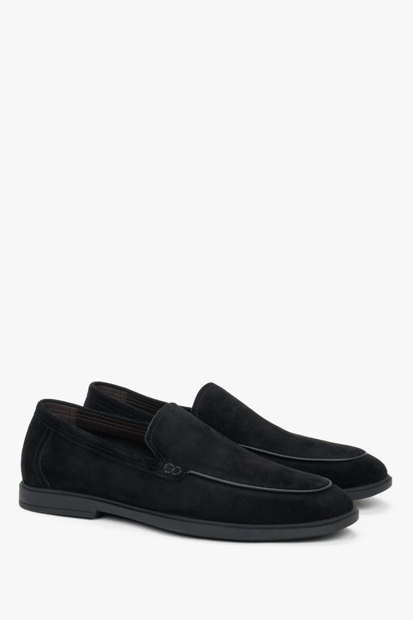Men's slim black natural velour loafers with an elongated toe, Estro.