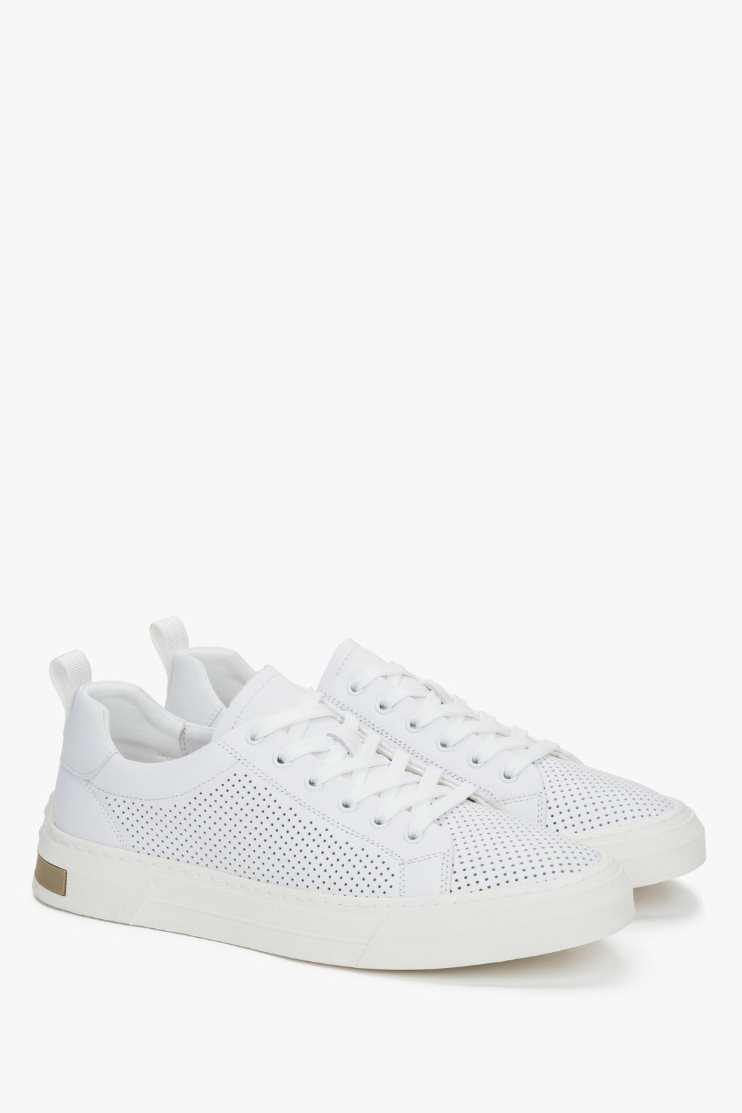 Men’s white perforated sneakers in genuine leather Estro.