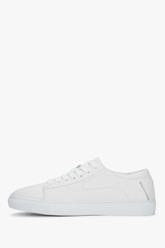 Classic white lace-up sneakers with natural leather lining.