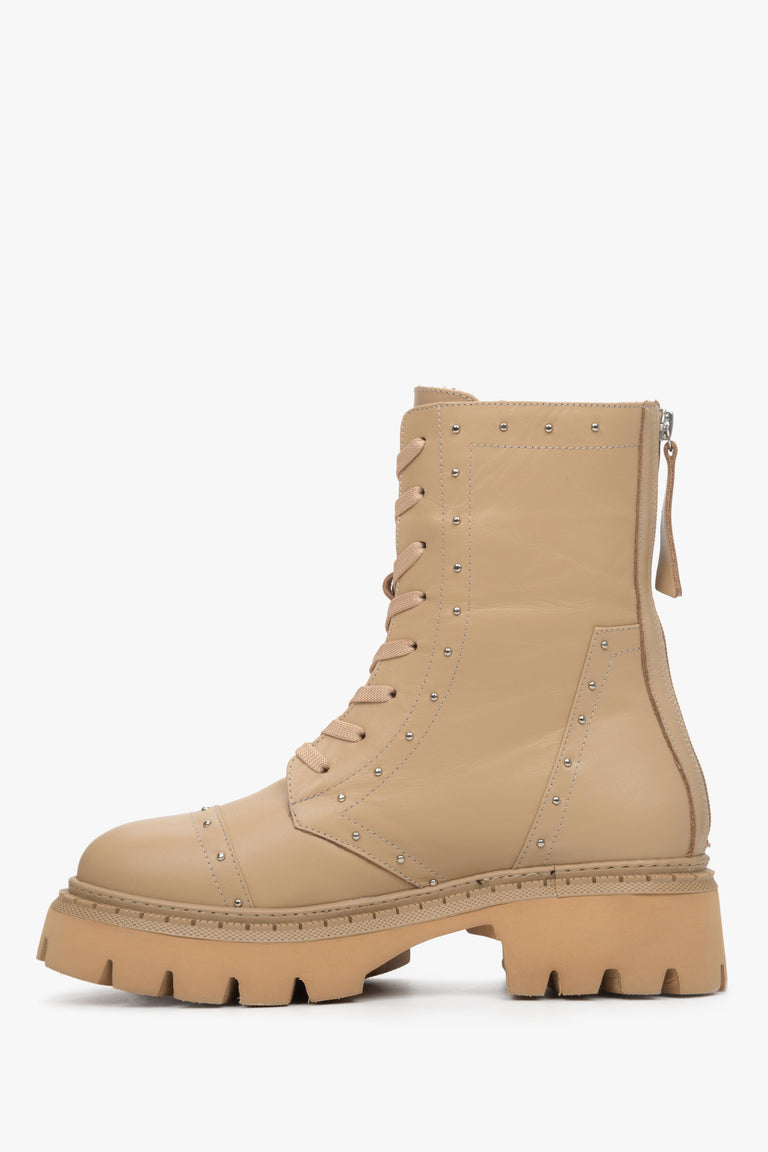 Women's beige leather ankle boots Estro - profile.