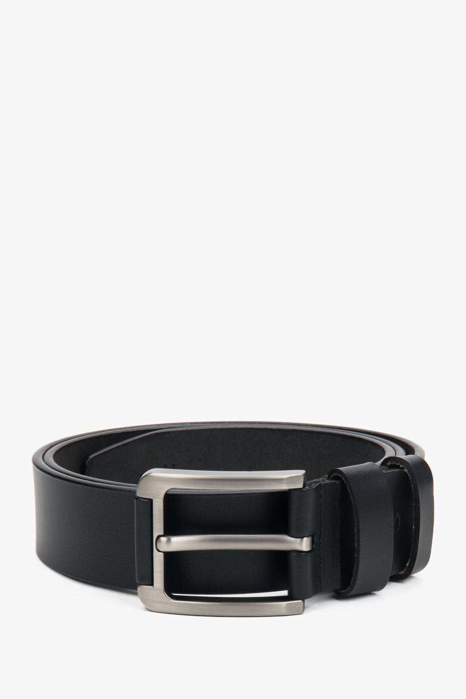 Men's Black Belt made of Genuine Leather with Silver Hardware Estro ER00117313.