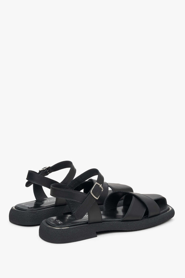 Women's Black Leather Sandals with Cross Straps Estro ER00115106