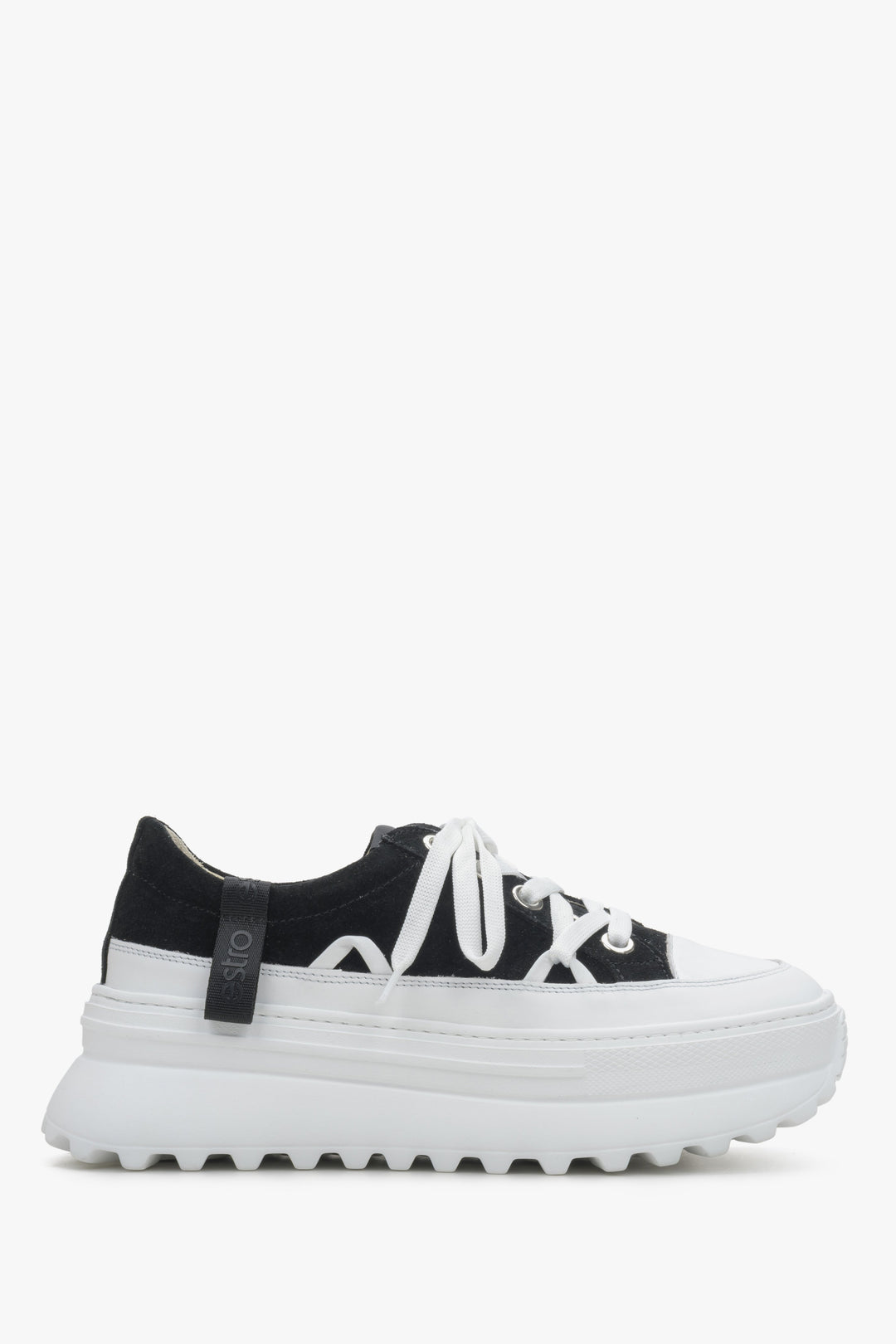 Women's White & Black Sneakers with Perforated Sole Estro ER00114396.