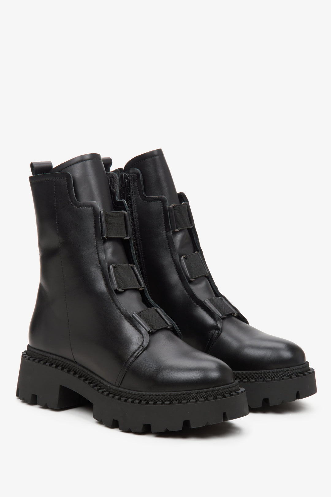 Estro black women's leather ankle boots - perfect for fall.