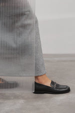 Women's Black Leather Penny Loafers with a Silver Chain Estro ER00114527