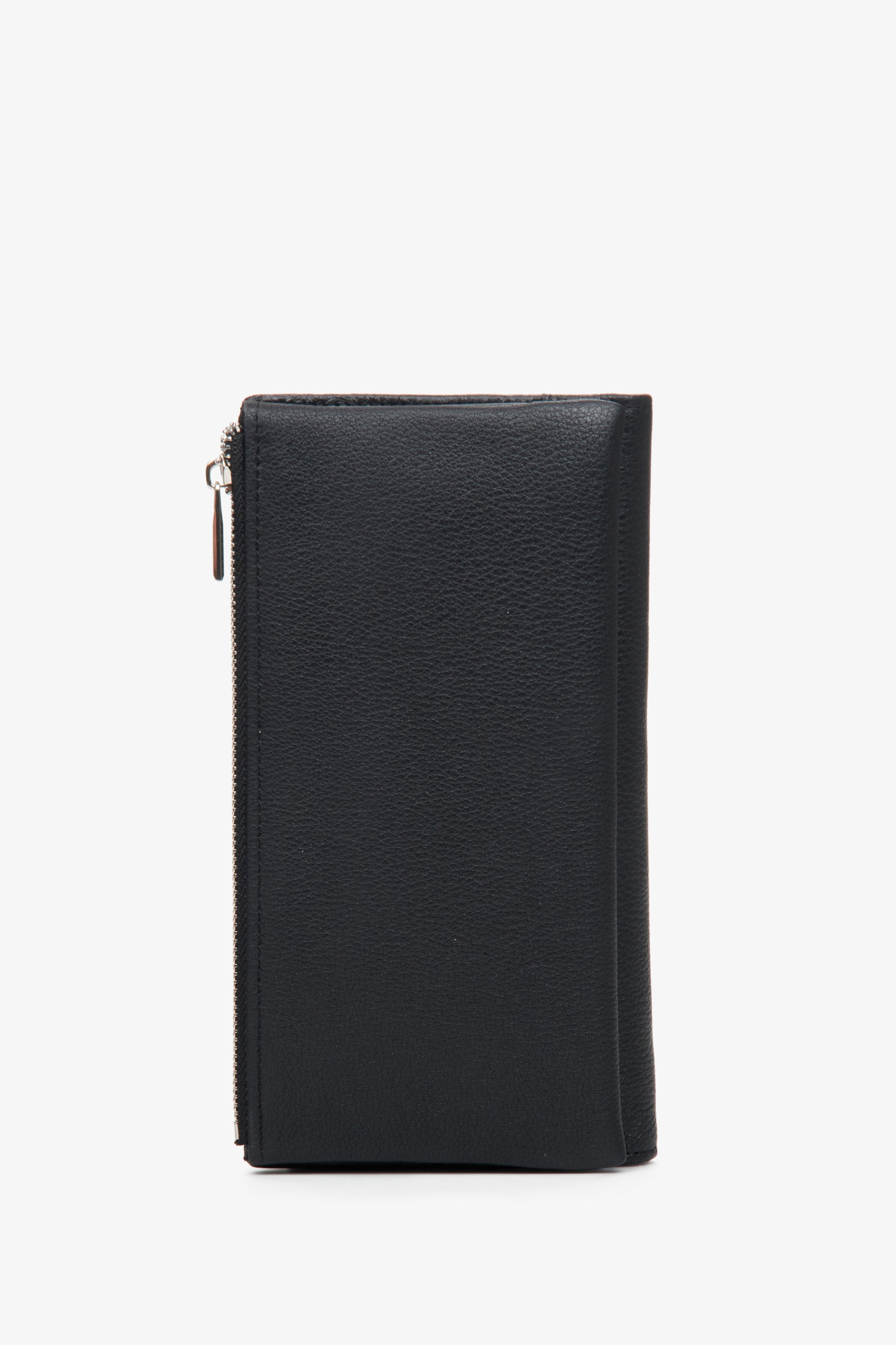 Estro men's black leather wallet.