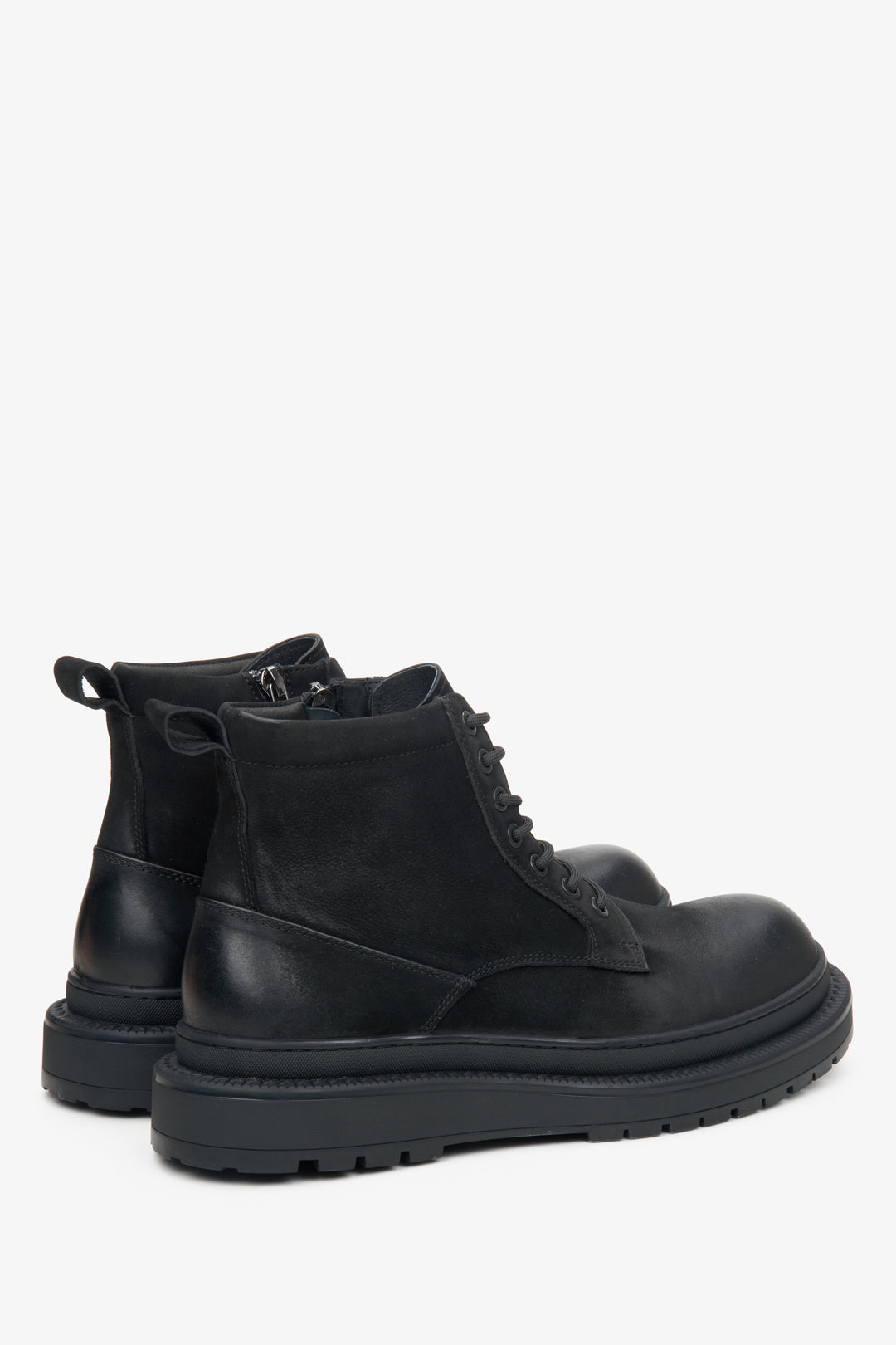 Men's black boots in nubuck by Estro - heel counters and side profile of the shoe.
