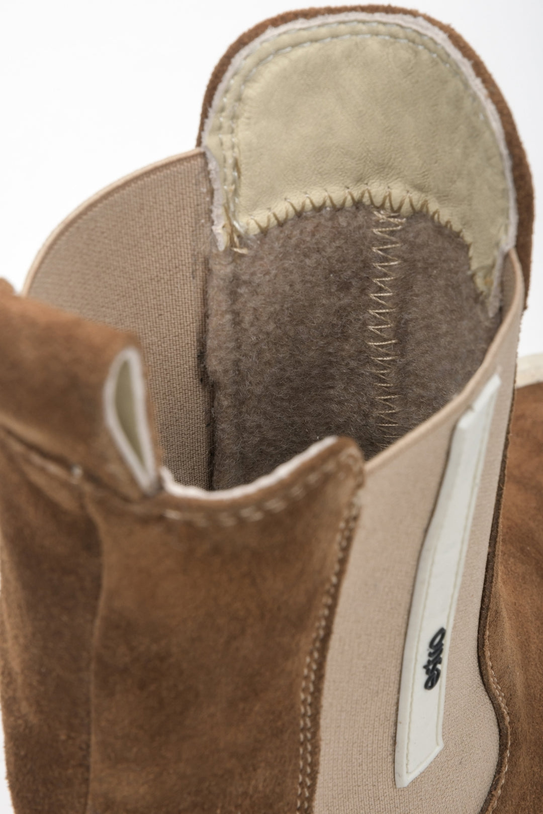 Brown and beige Estro women's Chelsea boots in velour and genuine leather.