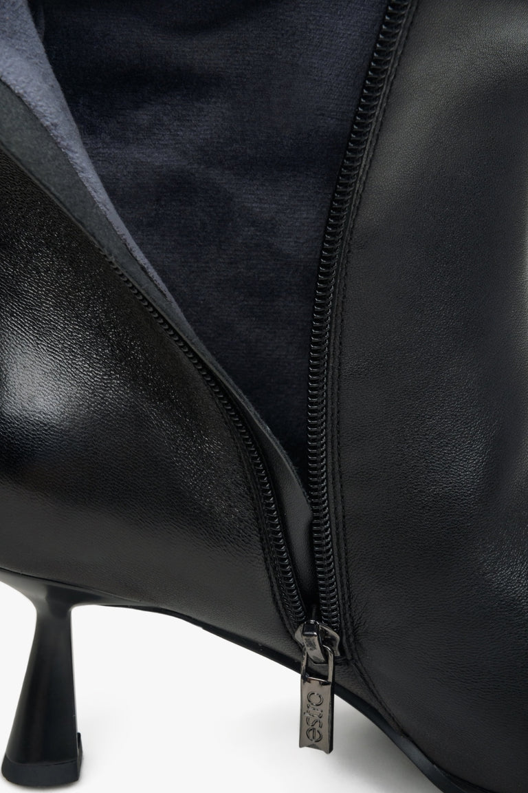 Women's black leather boots Estro - close-up on details.