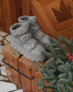 Women's Fur Lined Snow Boots in Grey Estro